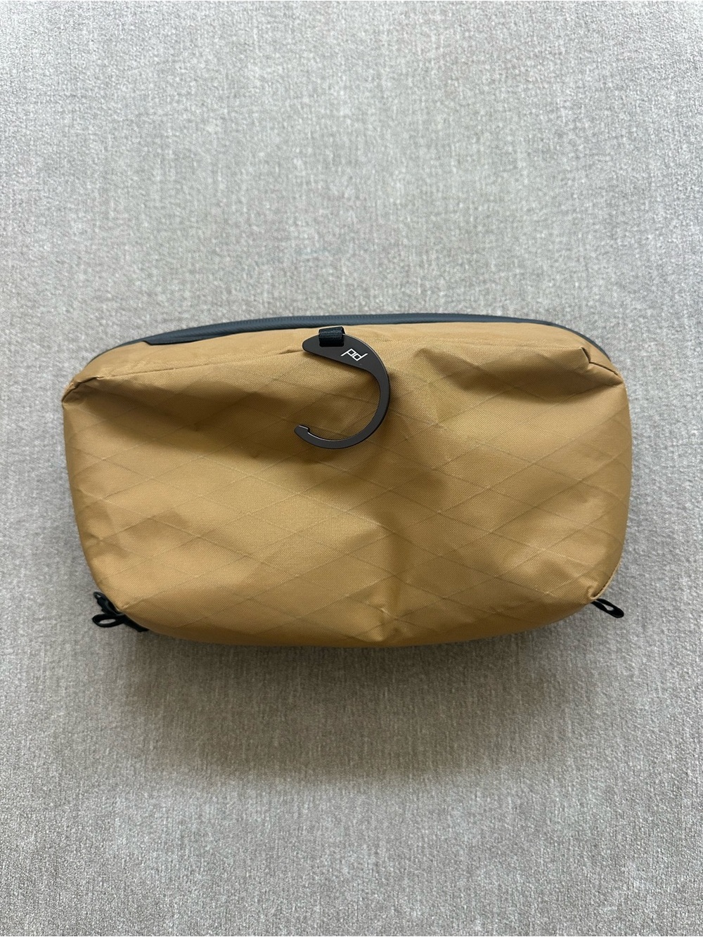 Huckberry x Peak Design | X-Pac Wash Pouch - Picture 4 of 5